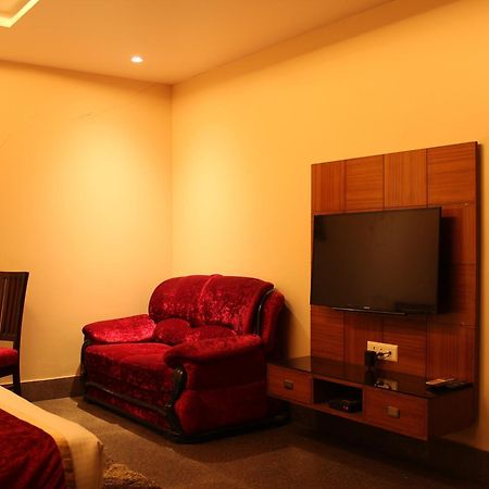 Karan Holidays Delhi  Exterior photo